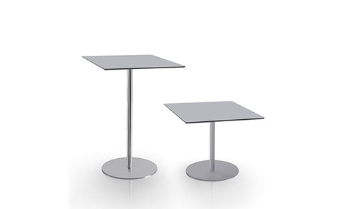 Tavolini da bar e sala attesa ufficio